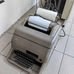 Fotografija eksponata Siemens T-100 Teleprinter