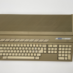 Fotografija eksponata Atari  1040STF