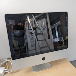 Fotografija eksponata iMac, Unibody