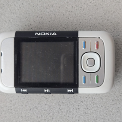 Fotografija eksponata Nokia telefon