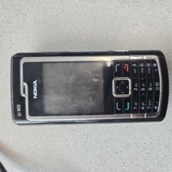 Fotografija eksponata Nokia telefon